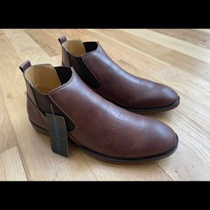 Men’s size 12 Andrew Fezza Dark Brown shoes